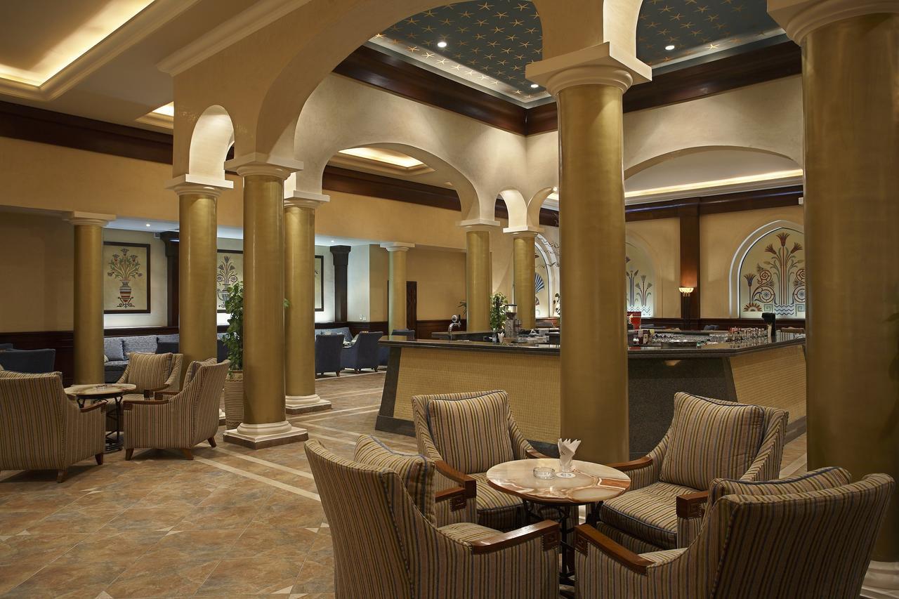 Jaz Mirabel Resort Sharm el-Sheik Restaurant bilde The lobby of the hotel