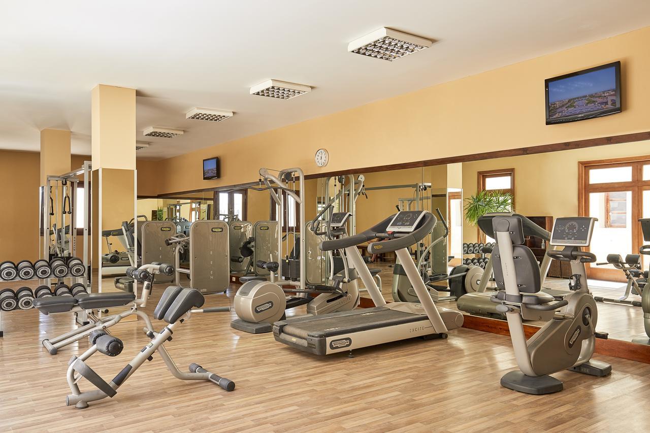 Jaz Mirabel Resort Sharm el-Sheik Eksteriør bilde A gym in a hotel